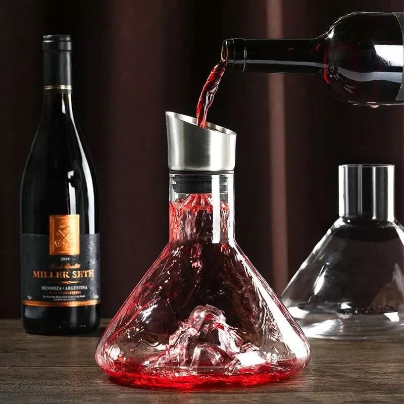 luxury glass wine carafe para sa alak bilang regalo na may bundok sa tuktok ng bote